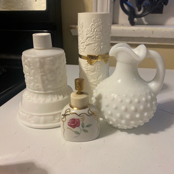 4 collectable vintage empty perfume bottles  irice , Avon and l’air du temps - Picture 2 of 9